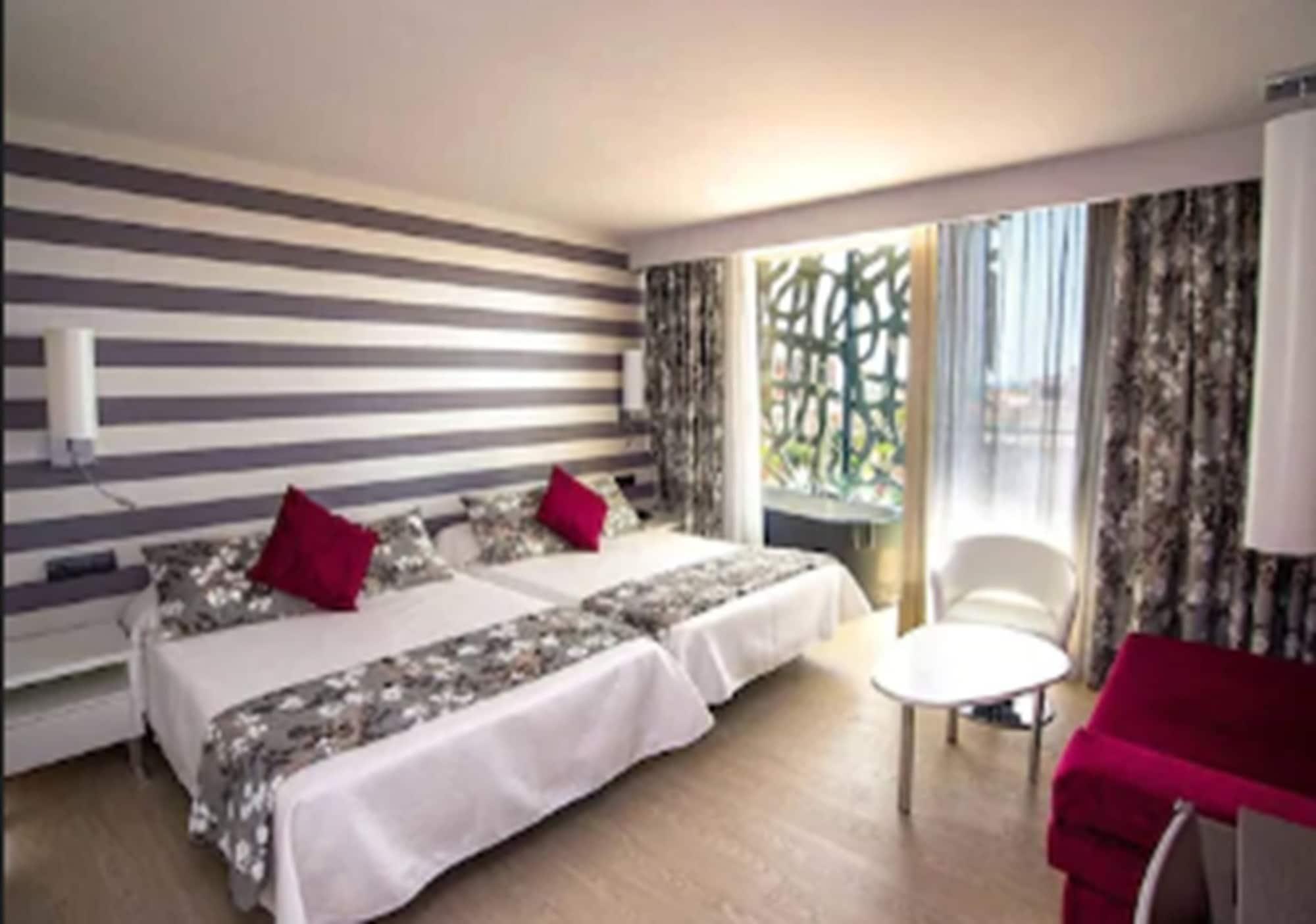 Hotel Rh Vinaros Aura 외부 사진